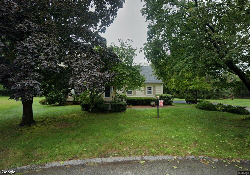 13 Reservoir Dr, Southborough, MA 01772 - photo 1