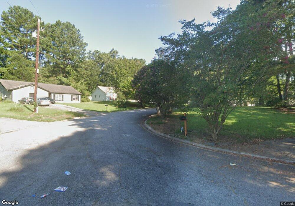 404 Sir William Ct, Jonesboro, GA 30238 - photo 1