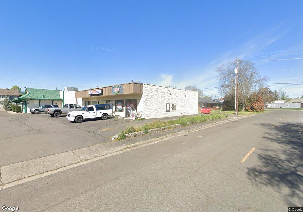 841 E Pine St, Central Point, OR 97502 - photo 1