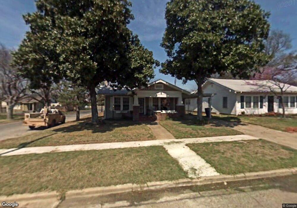 1015 3rd Ave SW, Ardmore, OK 73401 - photo 1