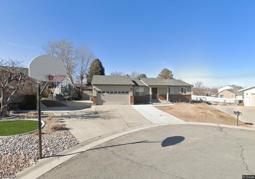 9516 Tarbert Cir, South Jordan, UT 84095 - photo 1