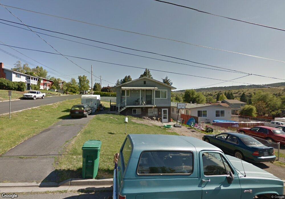 396 Addison St, Klamath Falls, OR 97601 - photo 1