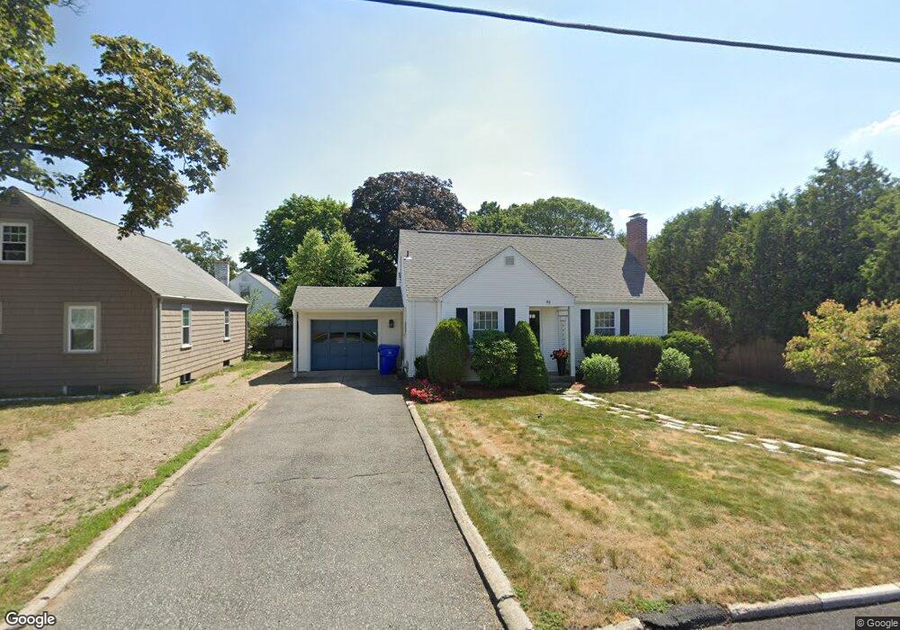 45 Revere St, Pawtucket, RI 02861 - photo 1