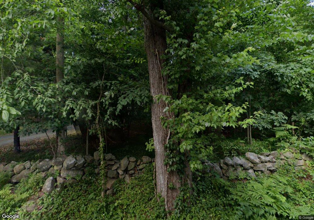 110 Hunting Ln, Sherborn, MA 01770 - photo 1