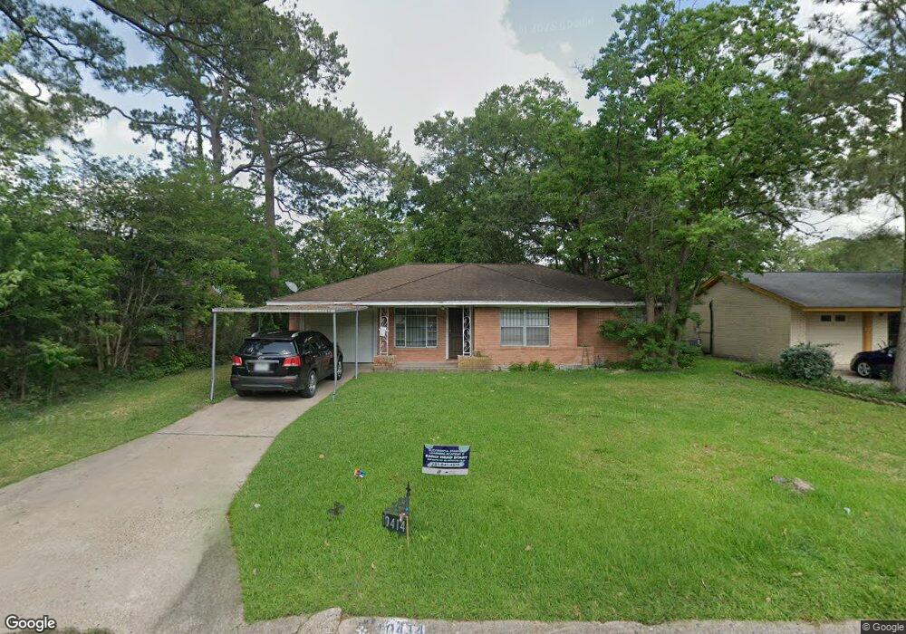10414 Royal Oaks Dr, Houston, TX 77016 - photo 1