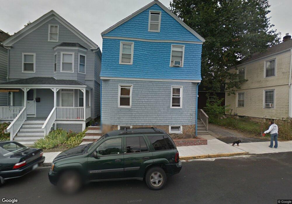 29 Newport Ave, Newport, RI 02840 - photo 1