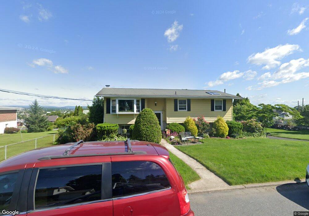 957 E Walnut St, Allentown, PA 18109 - photo 1