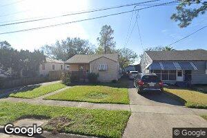 302 Warrington Dr, New Orleans, LA 70122
