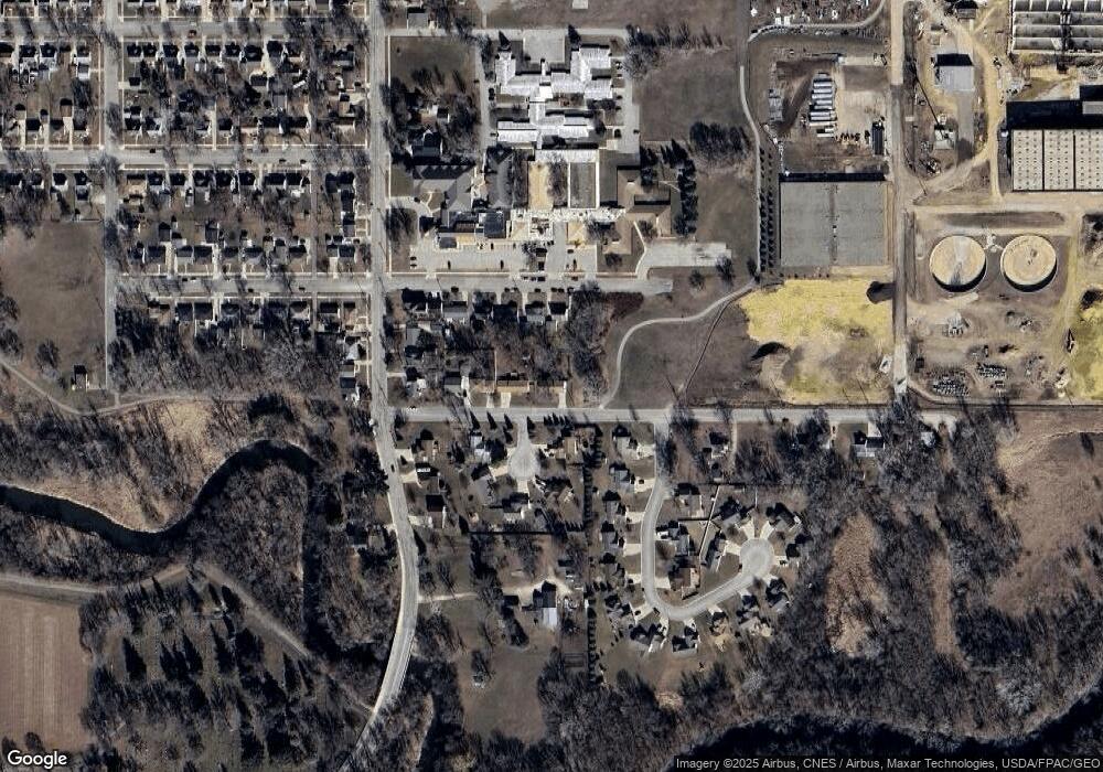 302 16th Ave SW, Austin, MN 55912 - photo 1