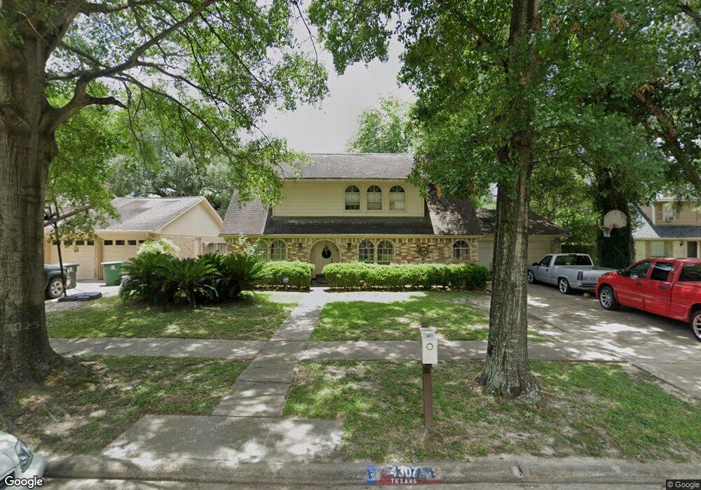 4307 Saratoga Dr, Houston, TX 77088 - photo 1