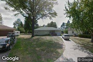 704 Circle Dr, Ida Grove, IA 51445