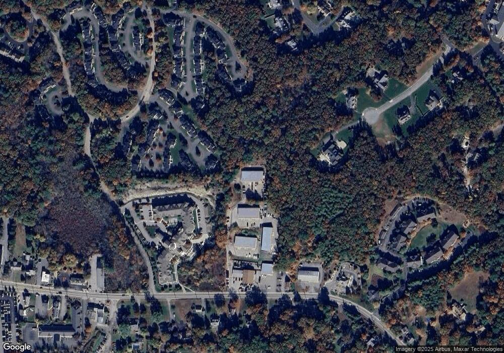 505 E Central St unit B, Franklin, MA 02038 - photo 1