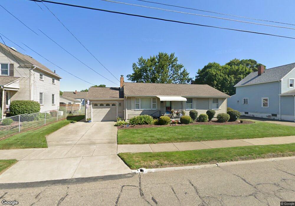 467 W Wilson St, Struthers, OH 44471 - photo 1