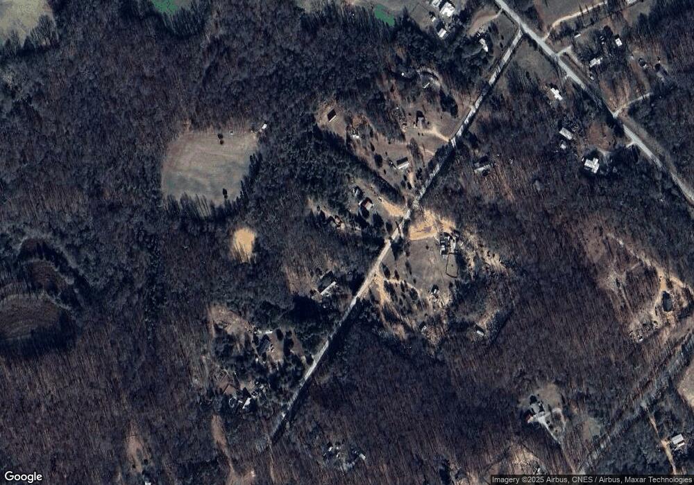 218 Alexander Rd, Commerce, GA 30530 - photo 1