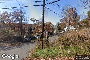 3 Roosevelt Ave, Oak Ridge, NJ 07438
