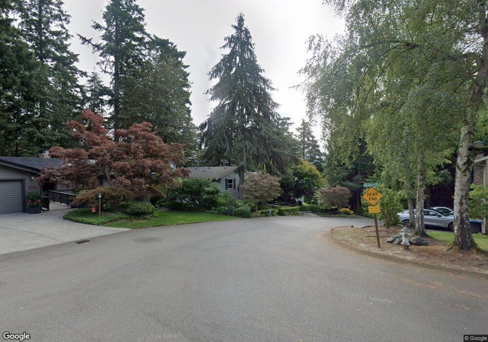 9204 SE 57th St, Mercer Island, WA 98040 - photo 1