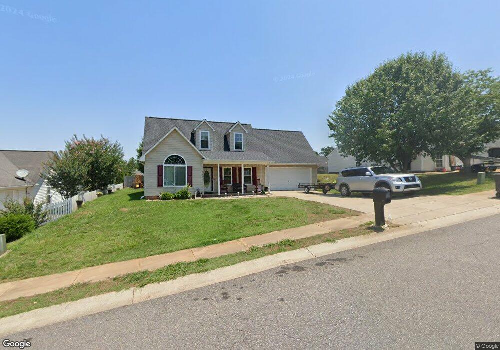 948 Faye St, Statesville, NC 28677 - photo 1