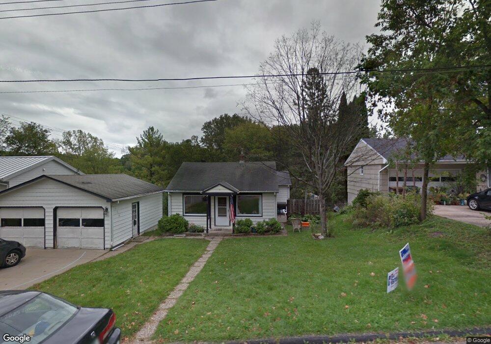 224 Chicago Ave N, Wayzata, MN 55391 - photo 1