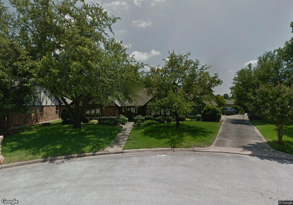 117 Jeannie Ct, Hurst, TX 76054 - photo 1
