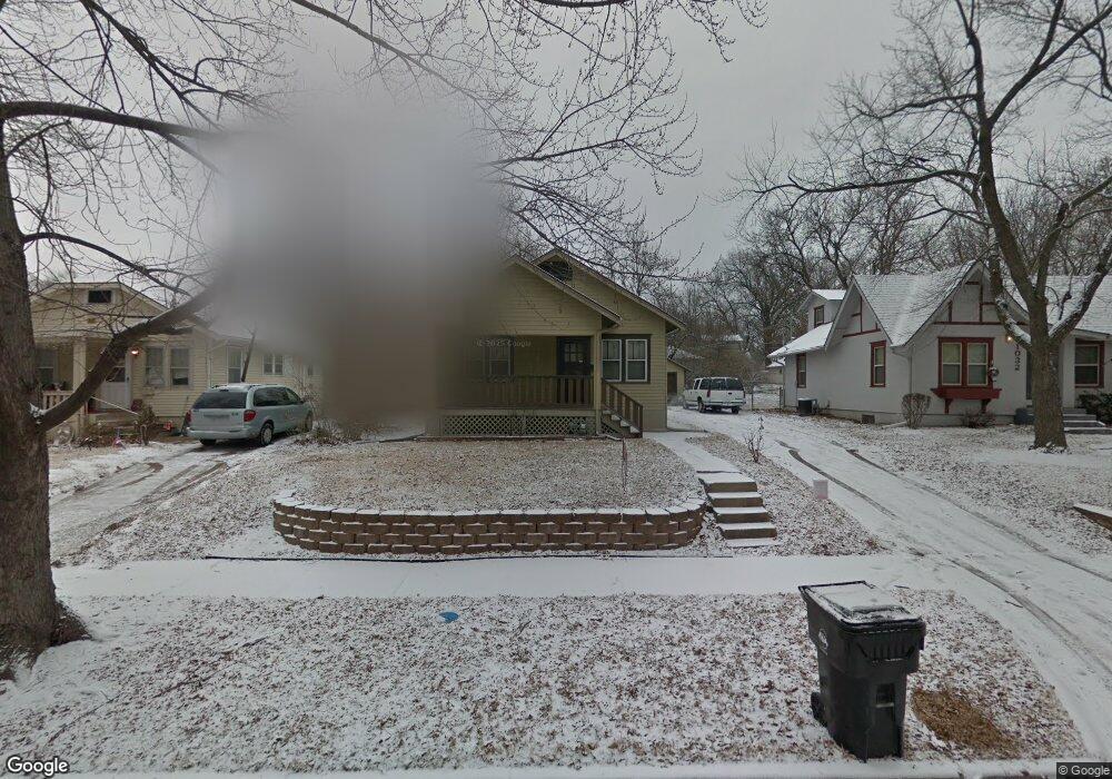 1028 SW Randolph Ave, Topeka, KS 66604 - photo 1