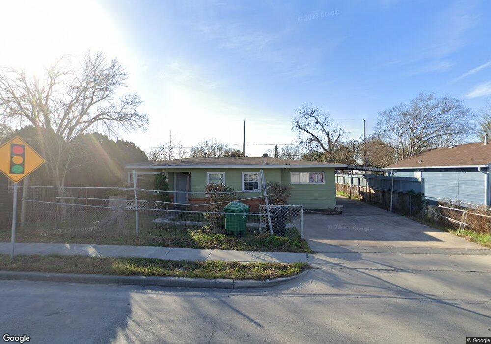 260 Parker Rd, Houston, TX 77076 - photo 1