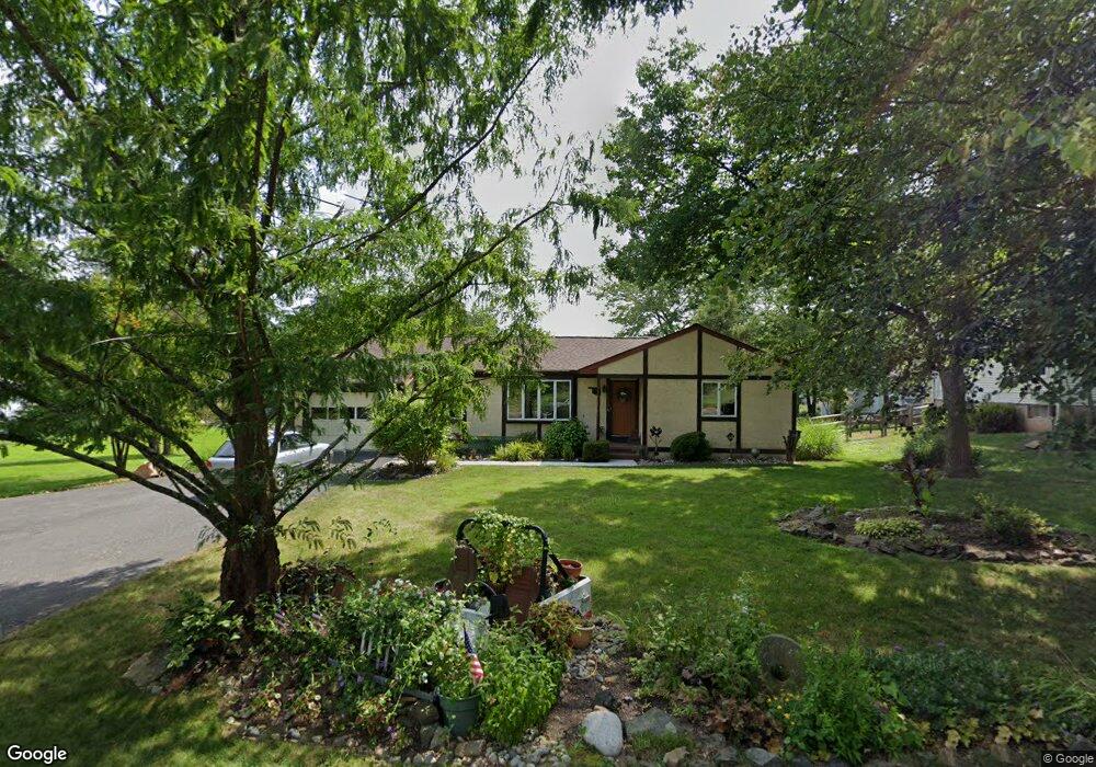 804 Clearfield Ave, Schwenksville, PA 19473 - photo 1