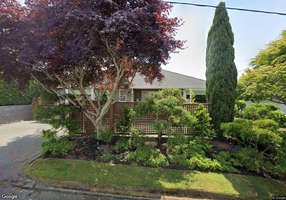 832 Maple St, Edmonds, WA 98020 - photo 1
