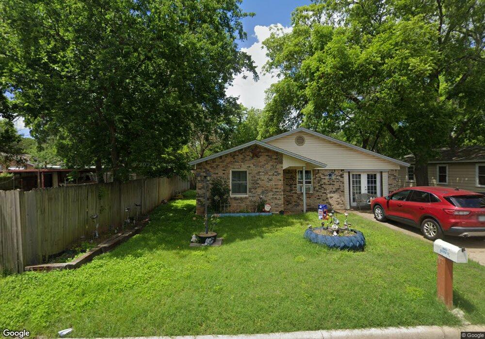 1005 Baird St, Cleburne, TX 76033 - photo 1