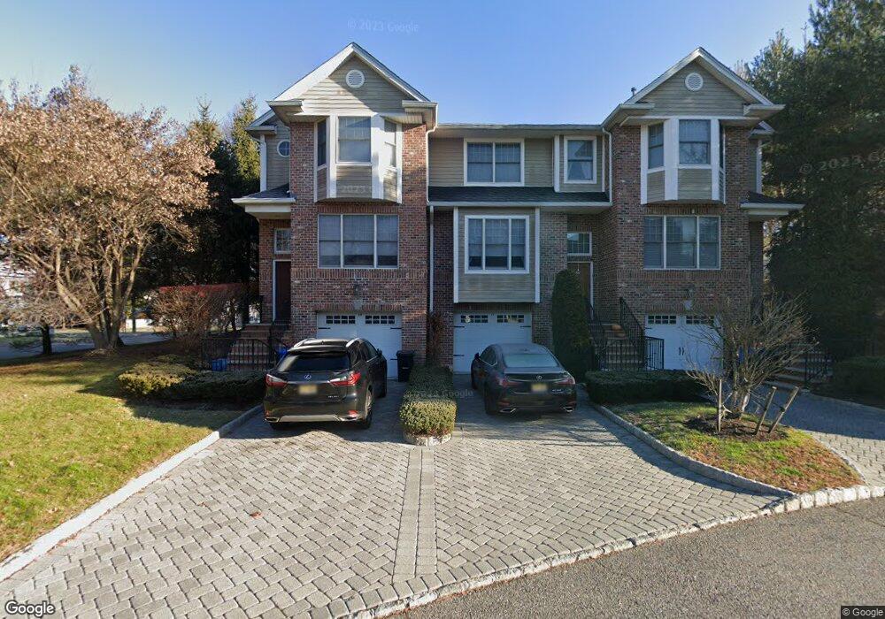 17 Cobblestone Way, Tenafly, NJ 07670 - photo 1