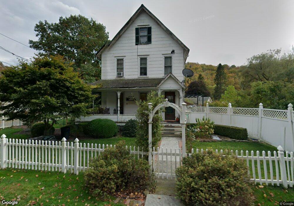 726 Maple Ave, Honesdale, PA 18431 - photo 1