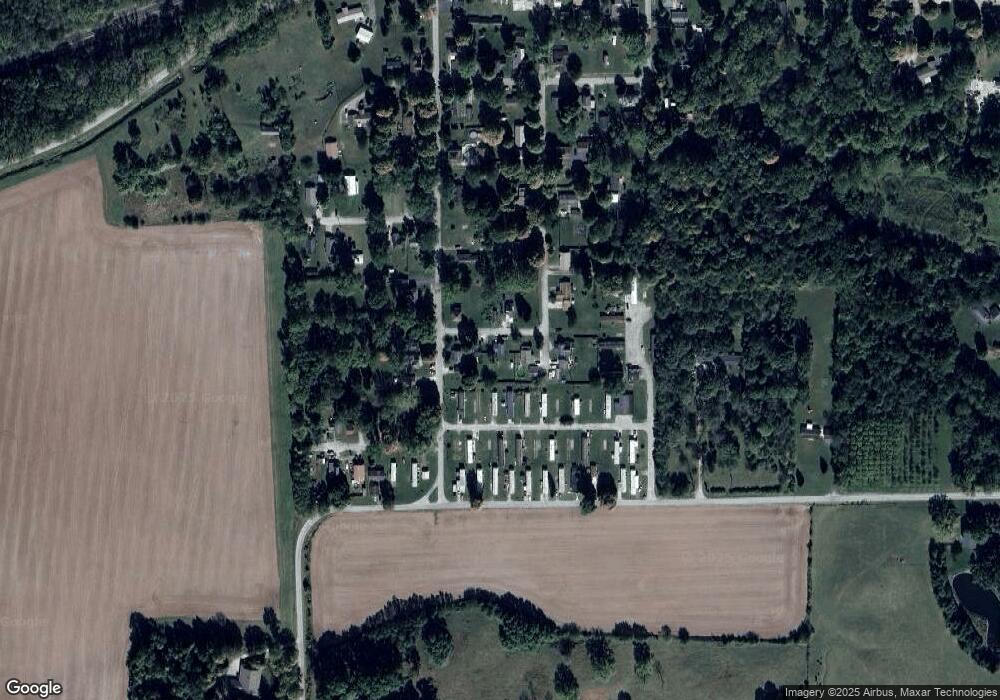 437 W Bellville Ave, Andrews, IN 46702 - photo 1