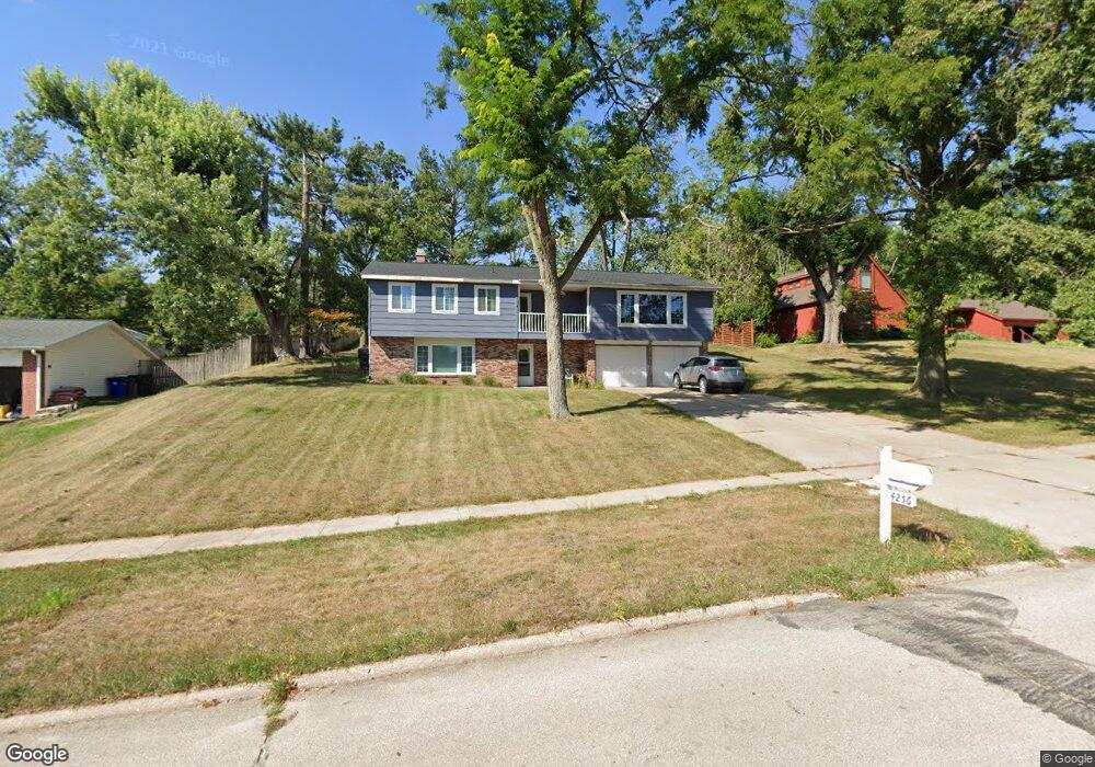 4256 Fox Meadow Dr SE, Cedar Rapids, IA 52403 - photo 1