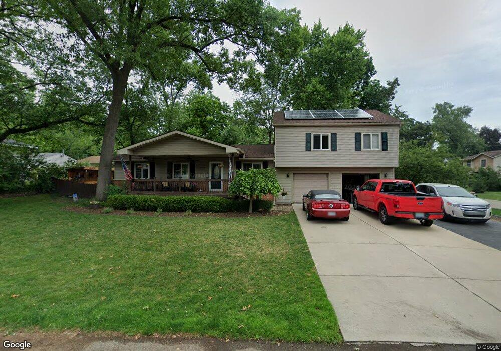 7292 Crestmore St, West Bloomfield, MI 48323 - photo 1