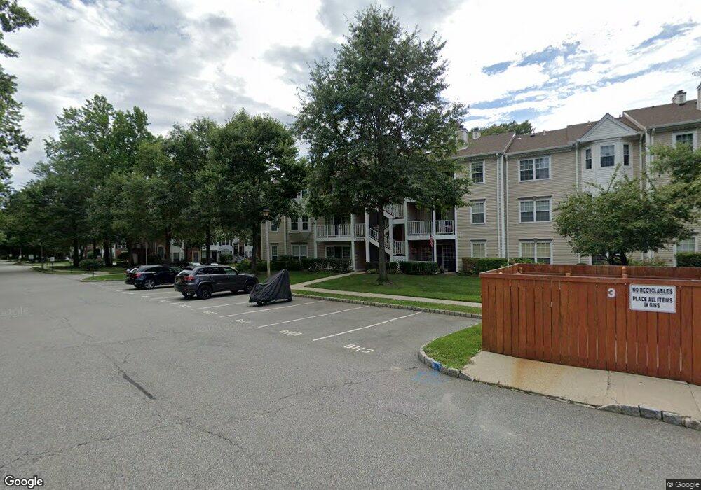 231 Larch Ln, Mahwah, NJ 07430 - photo 1