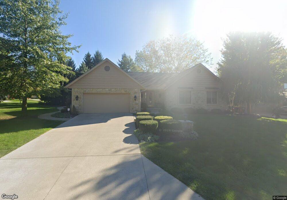 185 Squire Ln, Lima, OH 45805 - photo 1