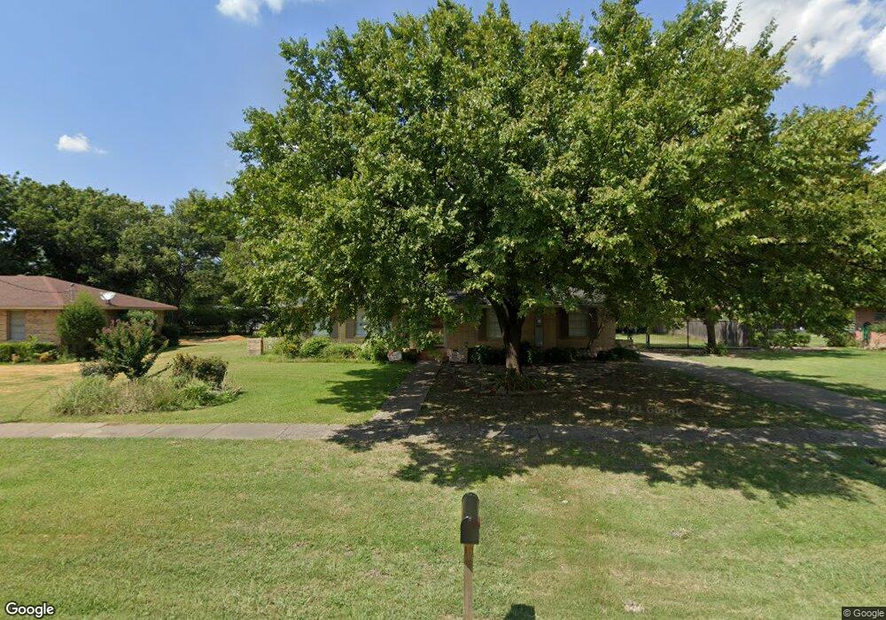 517 W Ash St, Celina, TX 75009 - photo 1