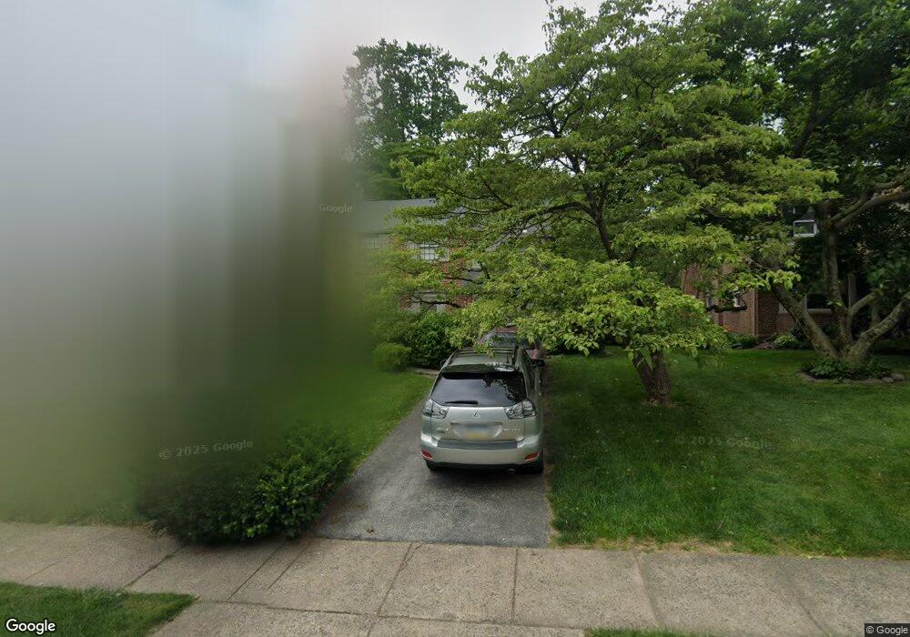 1725 Ridgeway Rd, Havertown, PA 19083 - photo 1