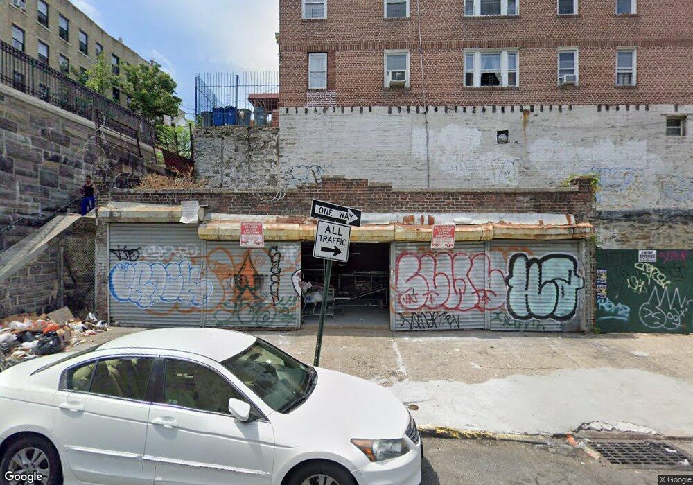 365 E 197th St, Bronx, NY 10458 - photo 1