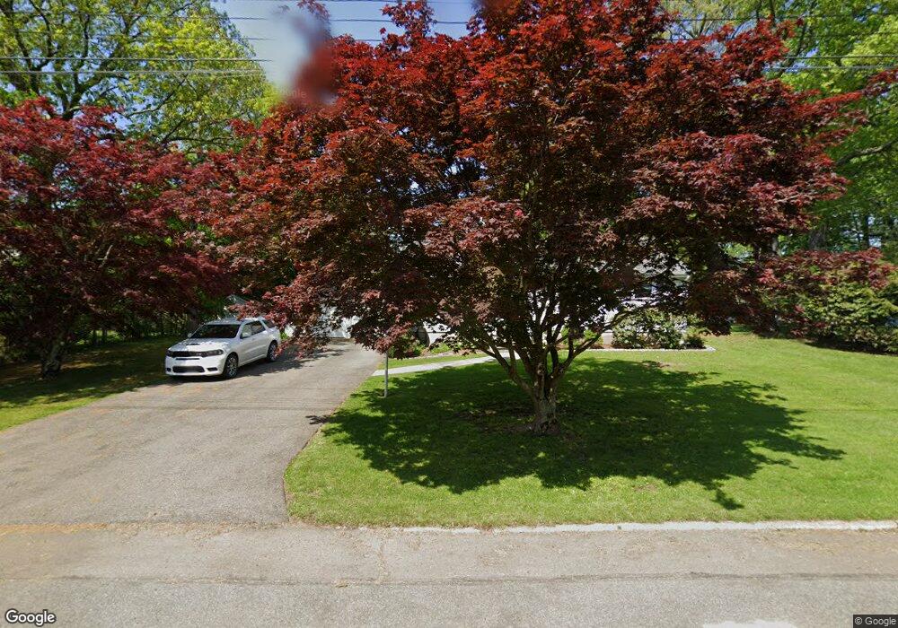 20 Sharon Rd, Trumbull, CT 06611 - photo 1