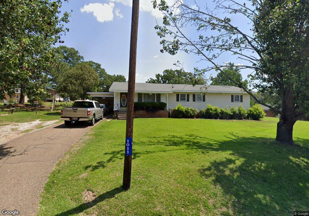 1011 Lester Furr Dr, Wesson, MS 39191 - photo 1