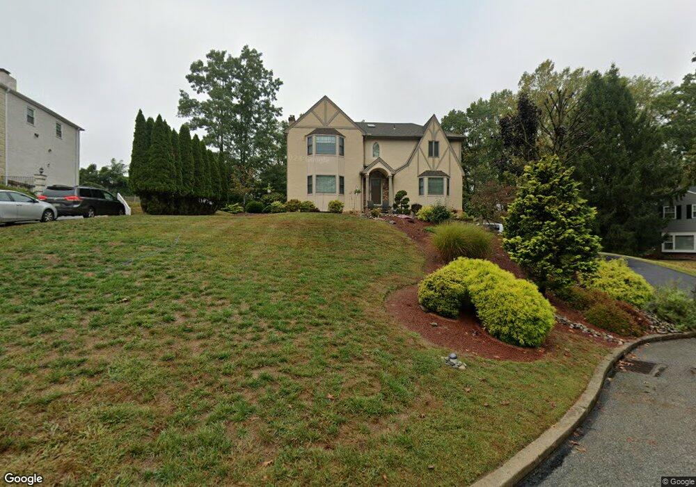 120 Academy Ln, Broomall, PA 19008 - photo 1
