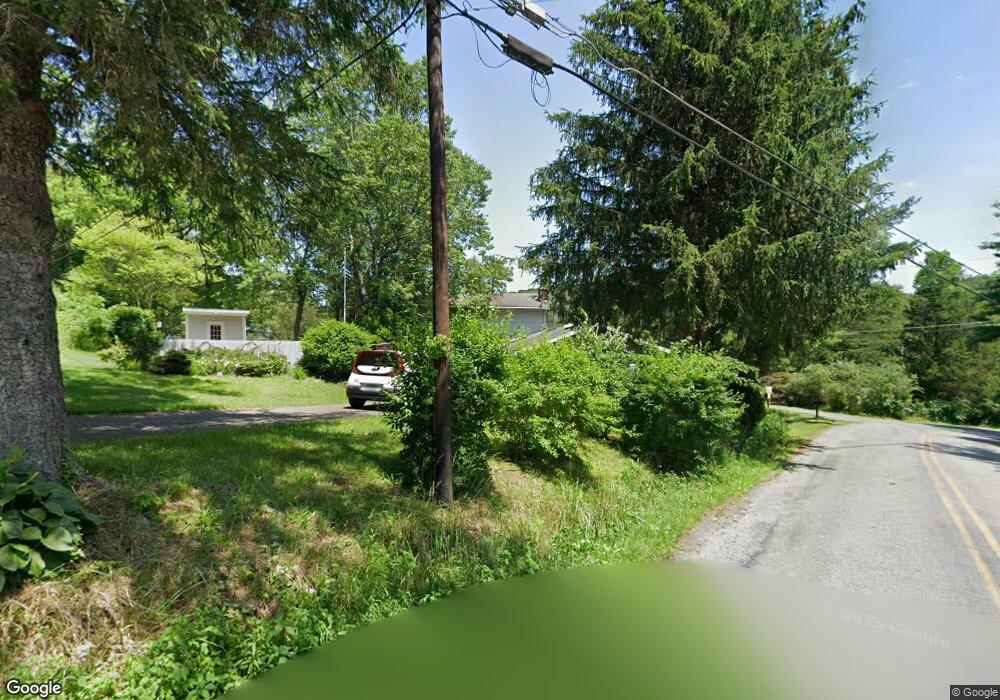 402 Windsor Rd, Kunkletown, PA 18058 - photo 1