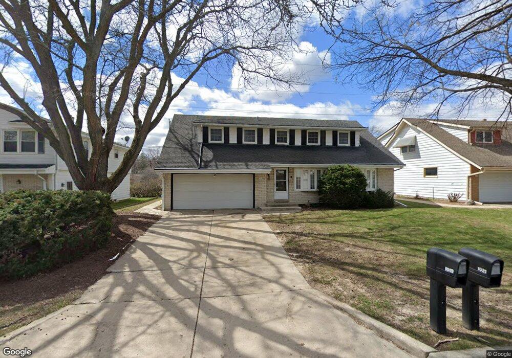 1019 N 119th St, Milwaukee, WI 53226 - photo 1