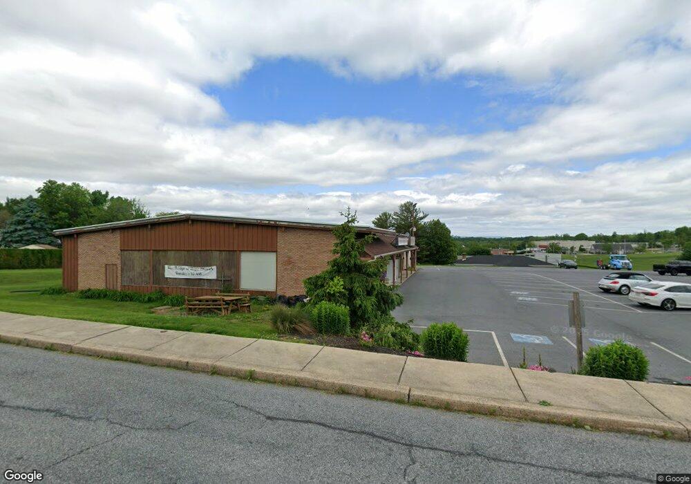 309 W Franklin St, Womelsdorf, PA 19567 - photo 1