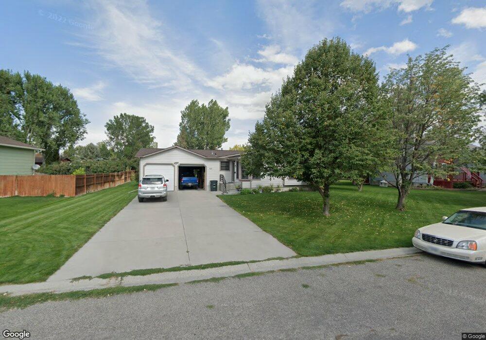 412 Stillwater Dr, Columbus, MT 59019 - photo 1