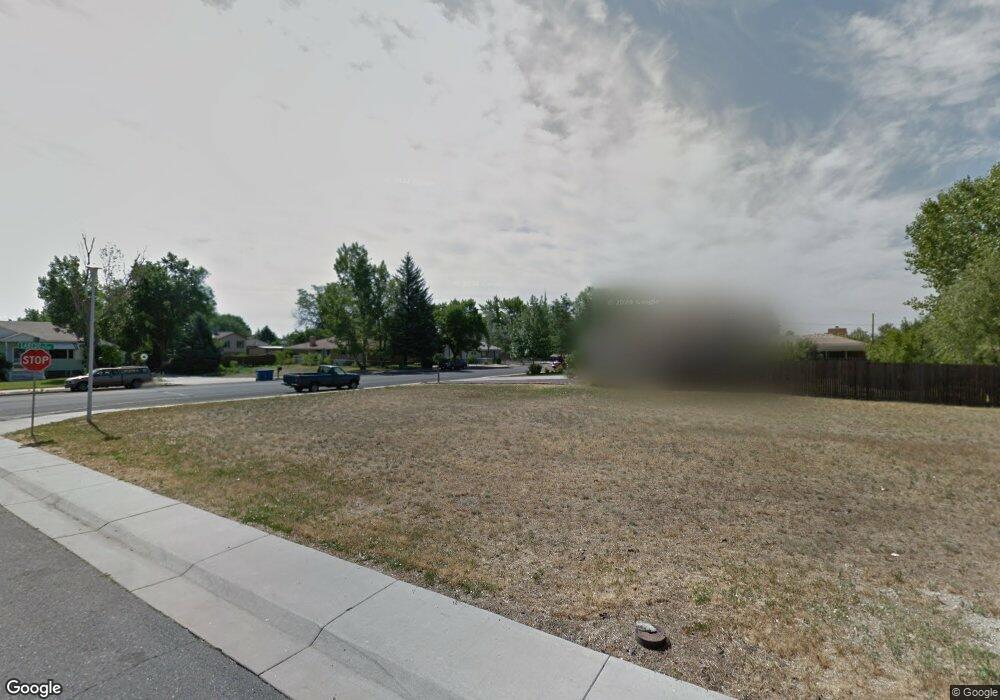 1049 Laredo St, Aurora, CO 80011 - photo 1