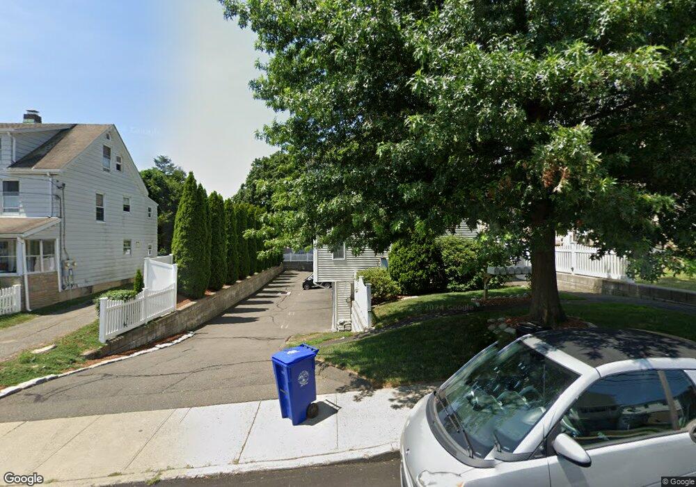 28 Woodbury Ave unit 1, Norwalk, CT 06850 - photo 1