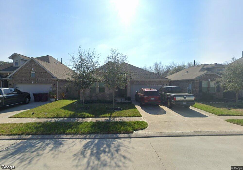 1655 Morgan Trail Dr, Alvin, TX 77511 - photo 1