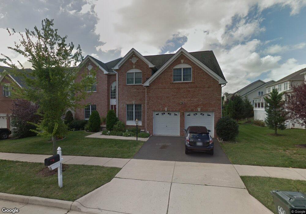 42507 Lewiston Dr, Chantilly, VA 20152 - photo 1