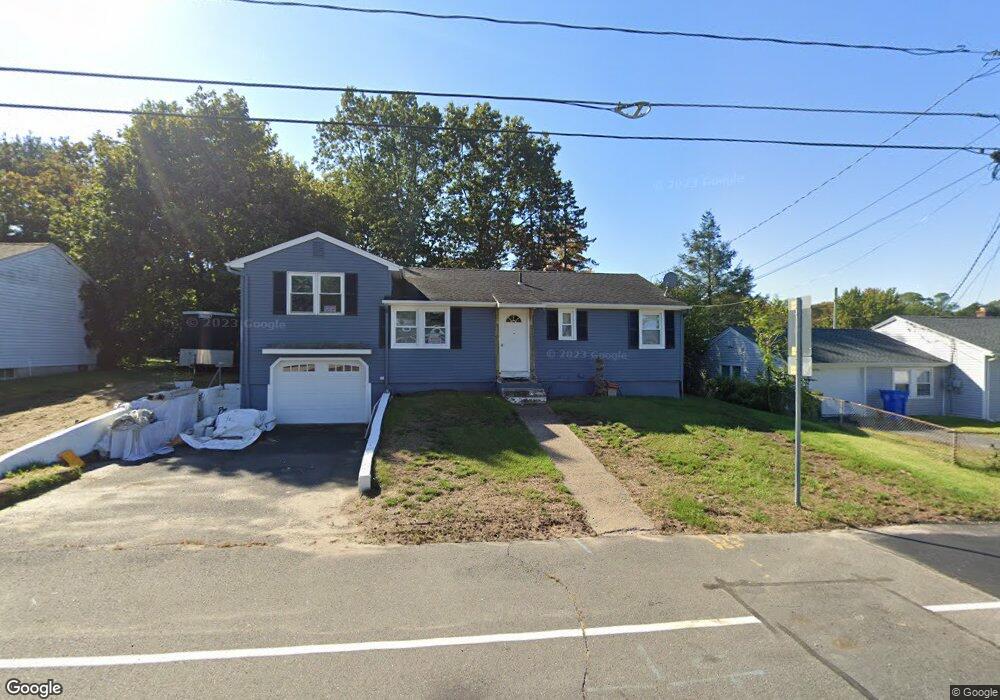 76 Wyoming Ave unit Main Level, Waterbury, CT 06706 - photo 1